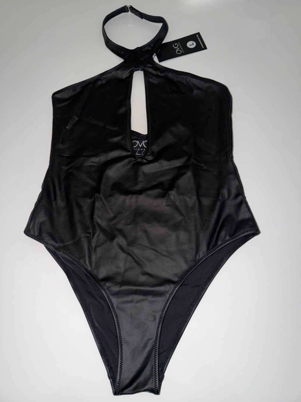 Chic Black Halter One-Piece Swimsuit with Front Keyhole